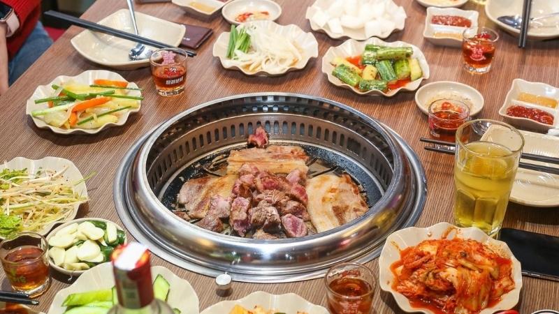 Thịt nướng hấp dẫn tại Don Ju Chon
