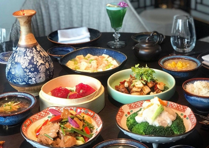 Đến với Lai - Cantonese Restaurant, thực khách sẽ có cơ hội trải nghiệm ẩm thực độc đáo khi có sự kết hợp giữa ẩm thực truyền thống Trung Hoa và sự phá cách trong công thức chế biến của các đầu bếp tài năng tại đây