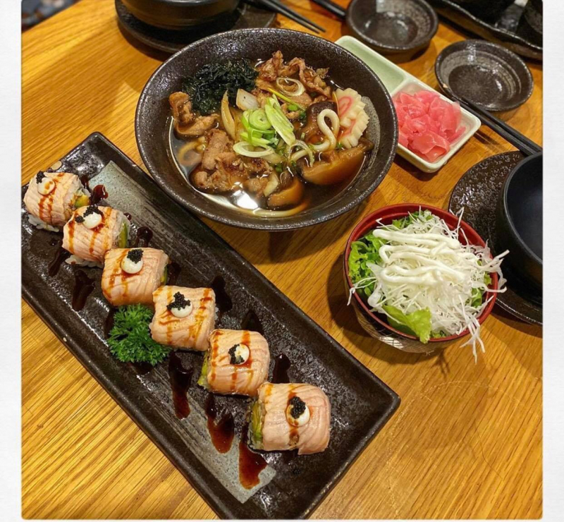 Sushi Ba Con Sóc – Hoa Lan