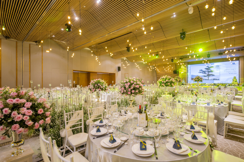 Trung tâm Sự kiện, Hội nghị & Tiệc cưới Quinter Central Nha Trang